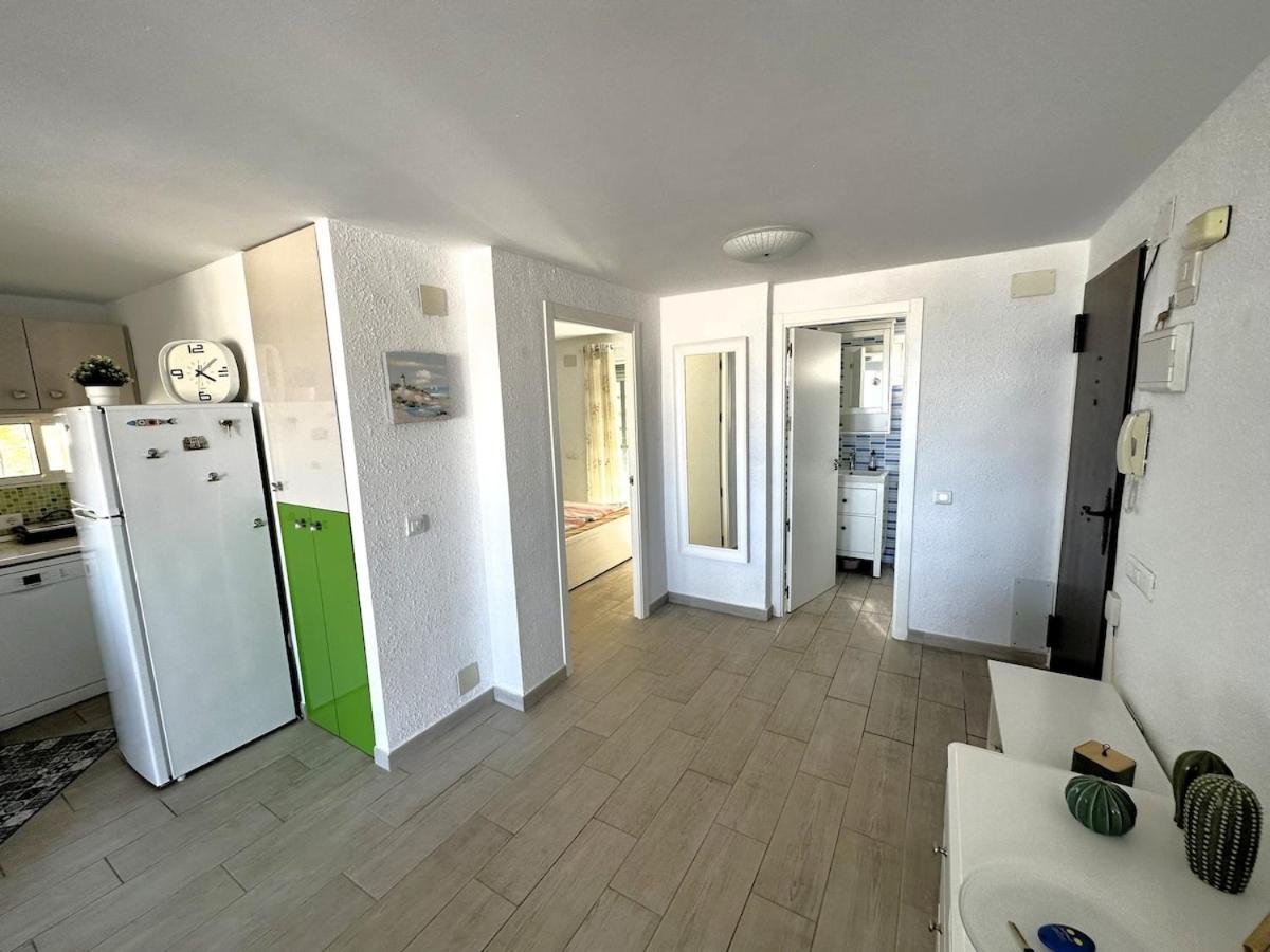 Apartament Marvelous Sea & Garden View, Near Carihuela *